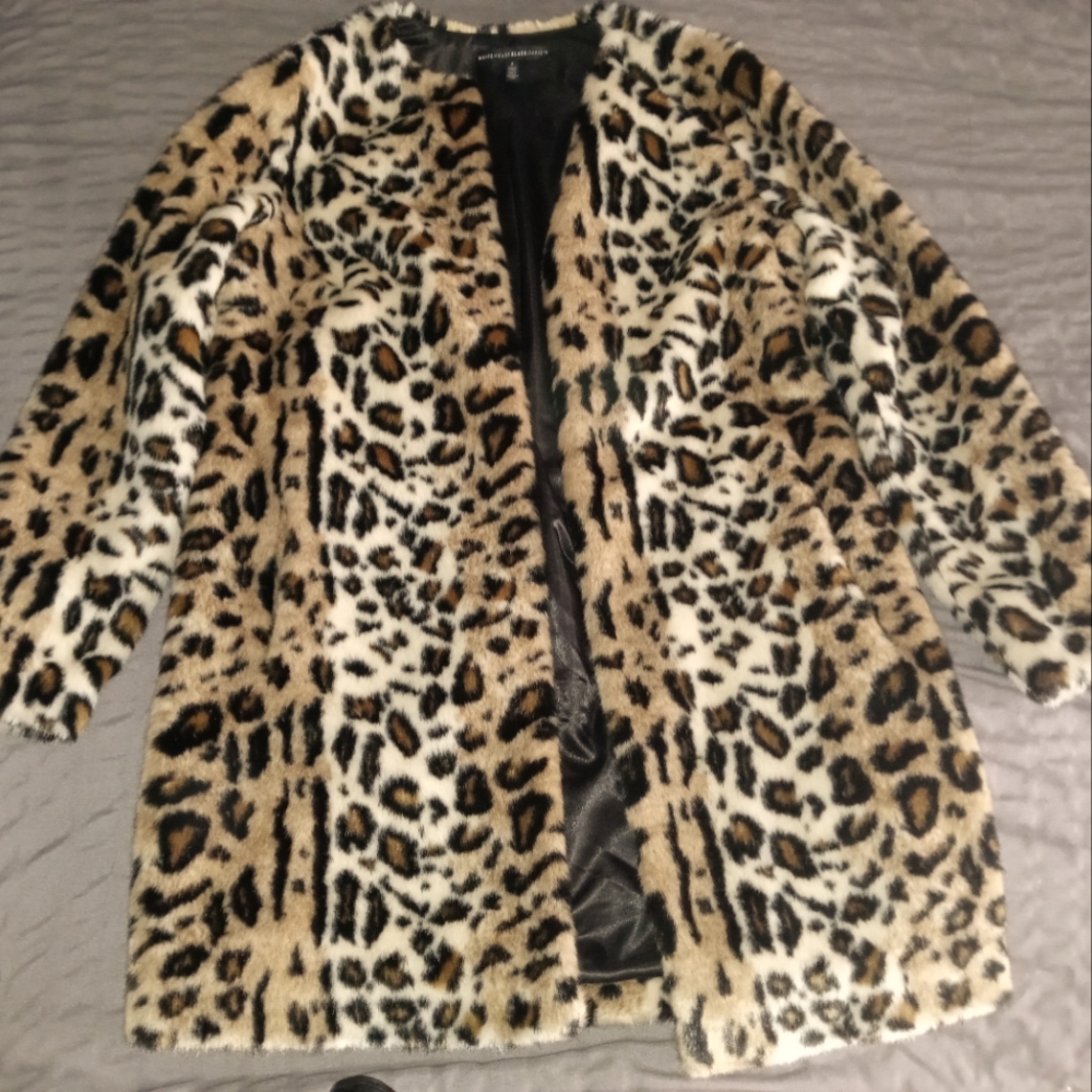 Leopard print faux fur jacket